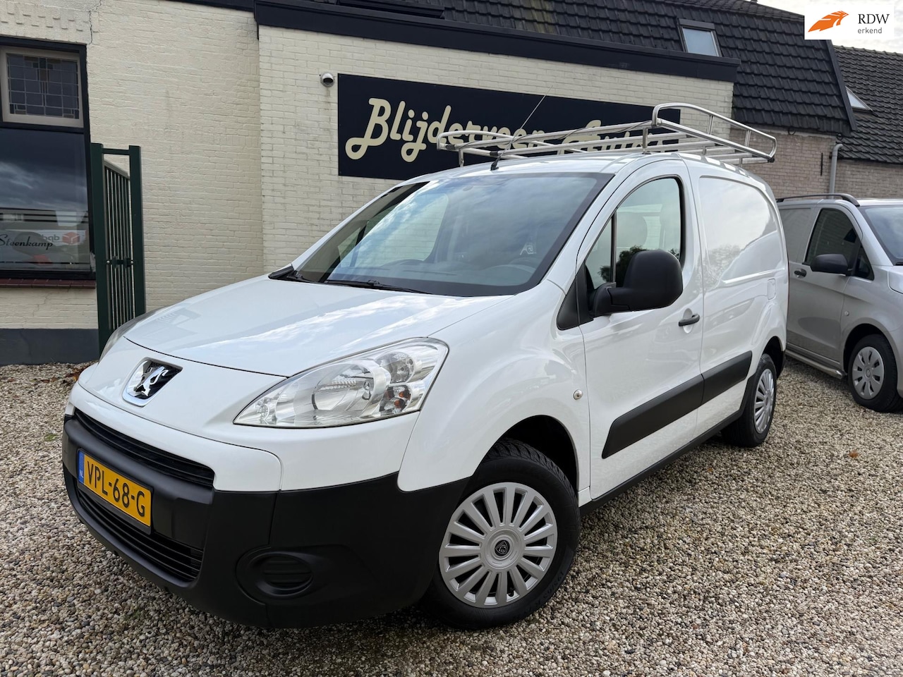 Peugeot Partner - 120 1.6-16V L1 XR Benzine | MARGE | 3 Persoons | Imperiaal | Schuifdeur - AutoWereld.nl