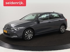 Volkswagen Golf Plus - 1.4 eHybrid Style | Massage | Carplay | Sfeerverlichting | Navigatie | Memory | Adaptive c