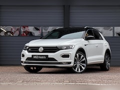Volkswagen T-Roc - 1.5 TSI 2x R-Line /LED/PANODAK/CARPLAY/CAMERA/STOELVERW./ACC/TREKHAAK