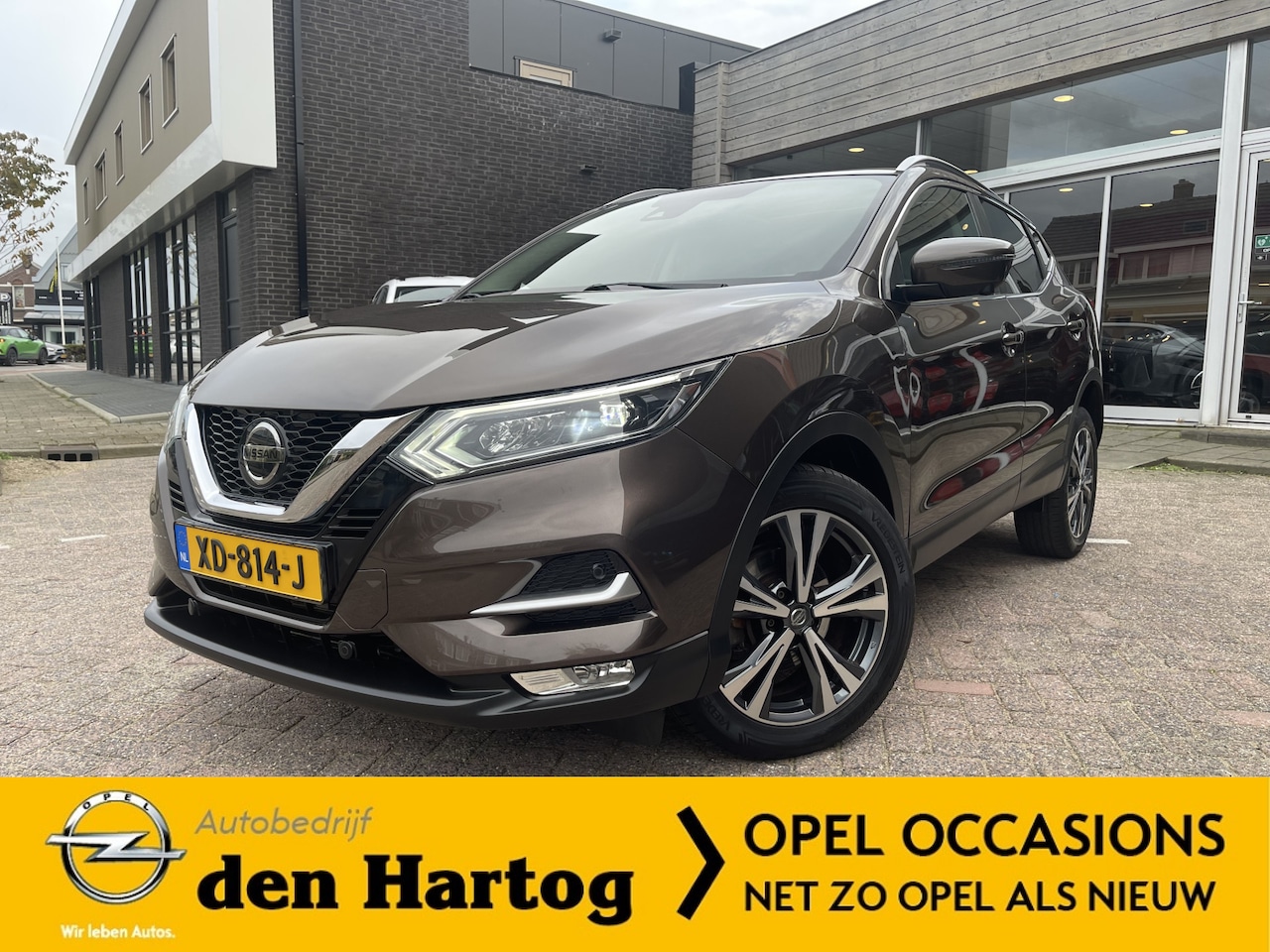 Nissan Qashqai - 1.2 N-Connecta Automaat Navi/Panoramadak/Pdc - AutoWereld.nl