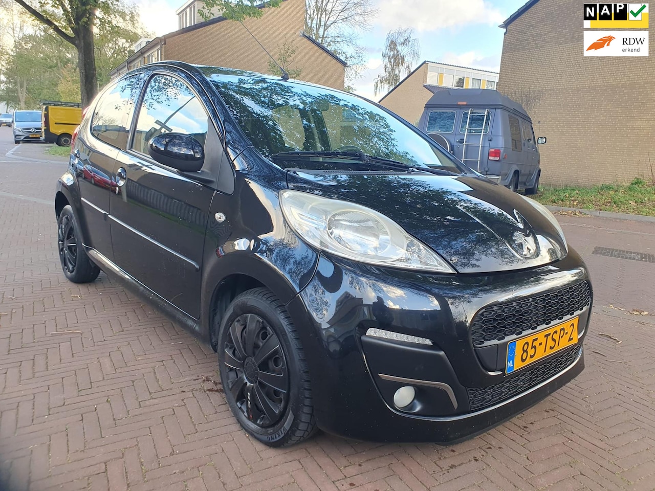 Peugeot 107 - Airco / Nieuwe koppeling / Bouwjaar 2012 / Nieuw APK - AutoWereld.nl
