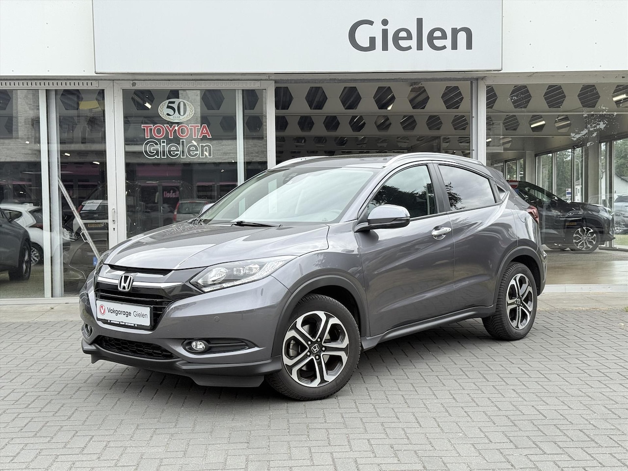 Honda HR-V - 1.5 i-VTEC Automaat Executive | Trekhaak, Panoramadak, Navigatie, Parkeersensoren, Keyless - AutoWereld.nl