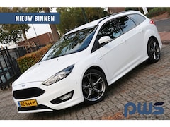 Ford Focus Wagon - 1.0 ST-Line Navi / Clima / Cruise / Carplay / 18"/ PDC / Verw. Voorruit / NL auto / Topcon