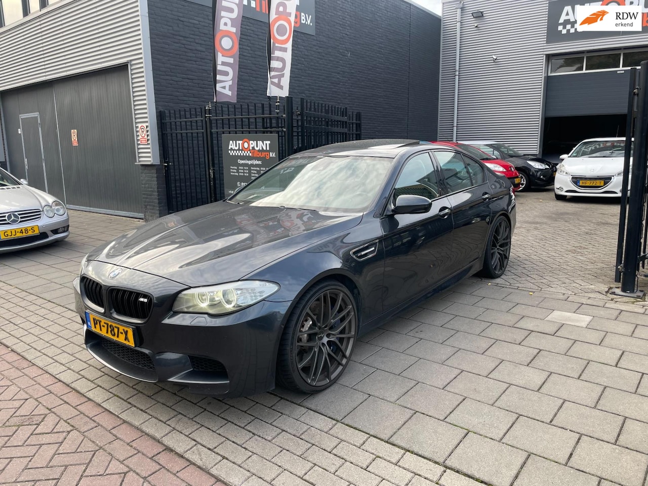 BMW M5 - 5-serie MOTOR TIKT SCHAALLAGERS RIJDT NOG WEL - AutoWereld.nl
