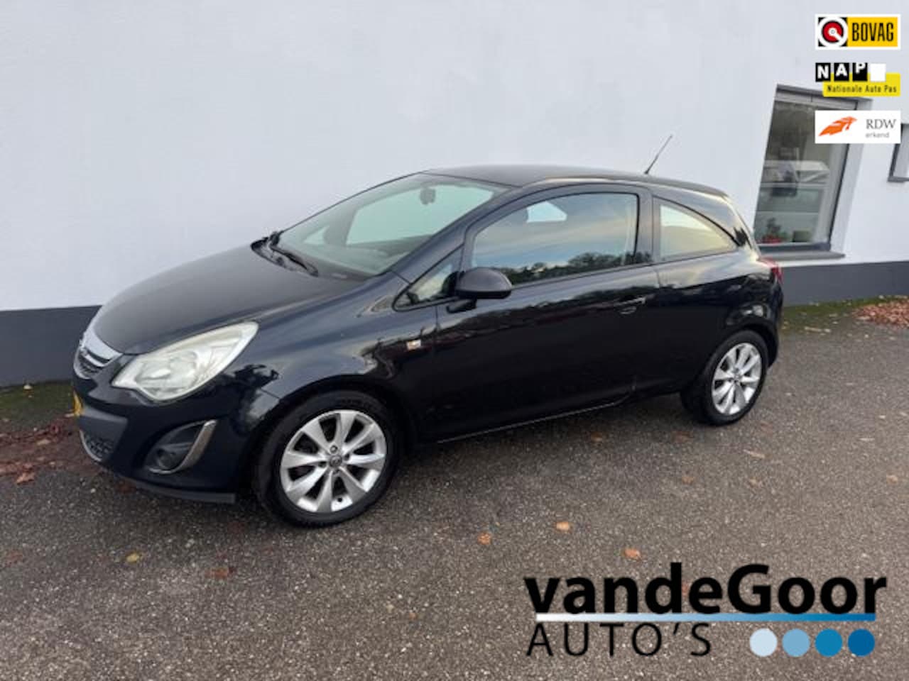 Opel Corsa - 1.2 EcoFlex Color Edition LPG 1.2 EcoFlex Color Edition LPG, '12, airco, cruise, jaar apk ! - AutoWereld.nl