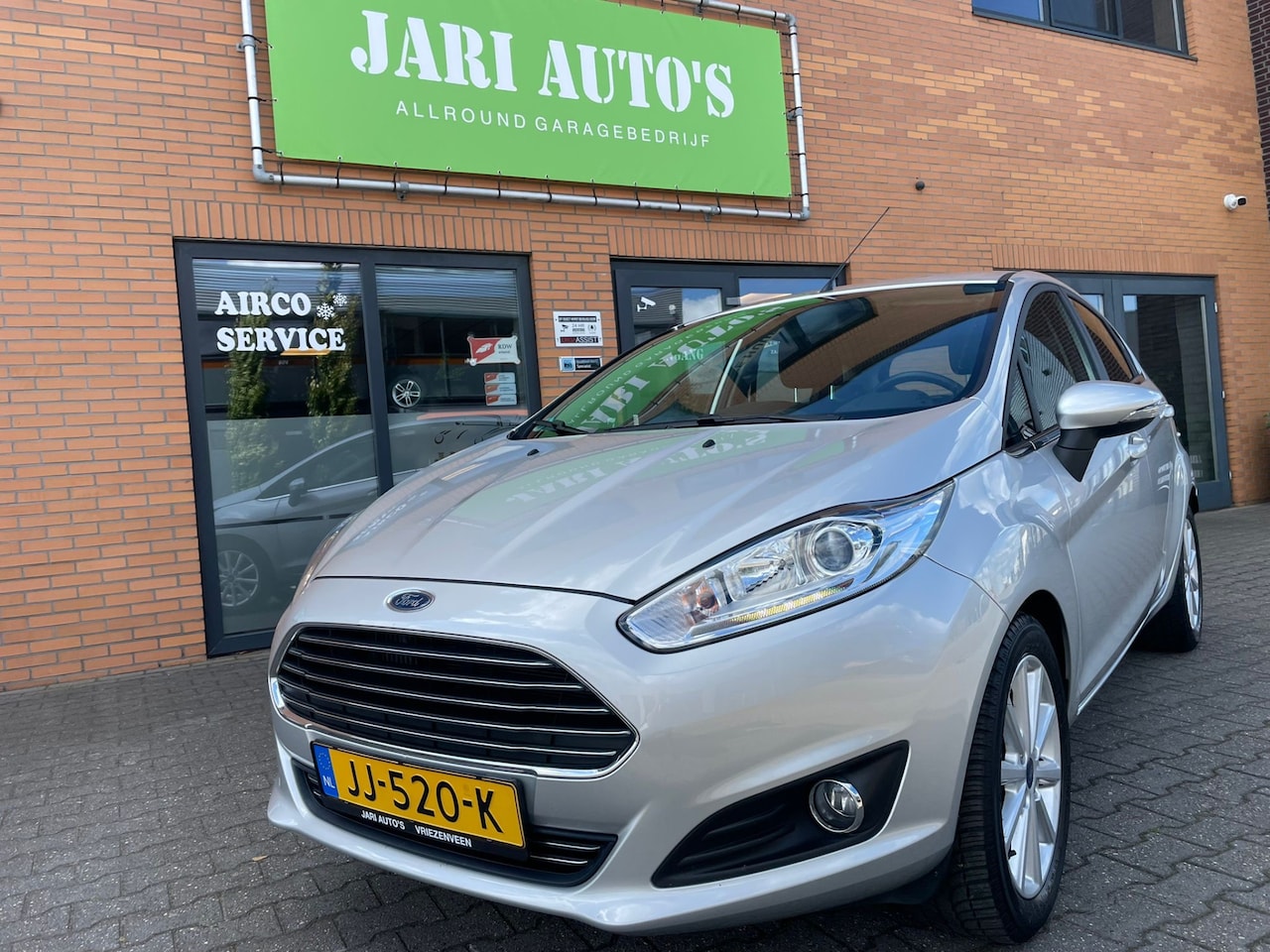 Ford Fiesta - 1.0 EcoBoost Titanium Weinig km, als nieuw! - AutoWereld.nl
