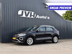 Volkswagen T-Roc - 1.5 TSi 150pk AUT/DSG Sport Style 06-2024 | VirtualCP | 1/2Leder | Full-LED | F1 | Cam