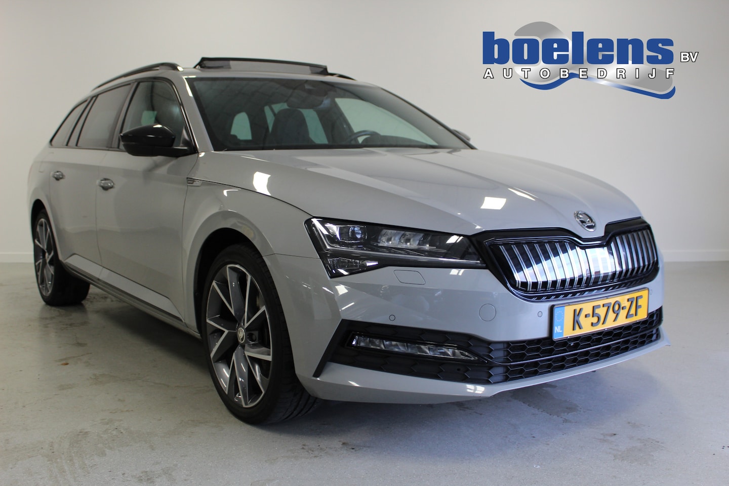 Skoda Superb Combi - 1.4 TSI iV Sportline Business | PANO | WEGKL-TRHAAK | CARPLAY | E-KLEP | CAMERA | STOEL-VE - AutoWereld.nl