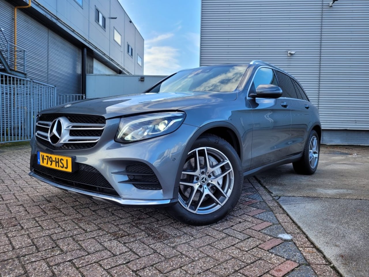 Mercedes-Benz GLC-klasse - 220 D 4MATIC AMG line Grijs kenteken - AutoWereld.nl