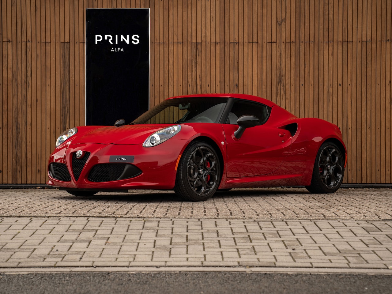 Alfa Romeo 4C - 1750TBI TCT Edizione Speciale | nr. 062/100 | Akrapovic | Subliem! - AutoWereld.nl
