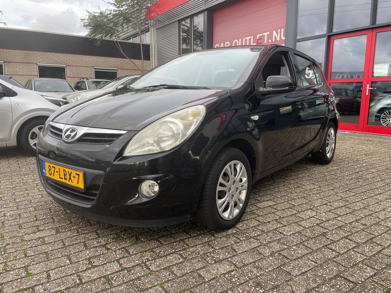 Hyundai i20 - 1.2i DynamicVersion airco nette auto - AutoWereld.nl