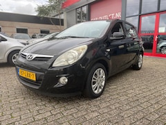 Hyundai i20 - 1.2i DynamicVersion airco nette auto