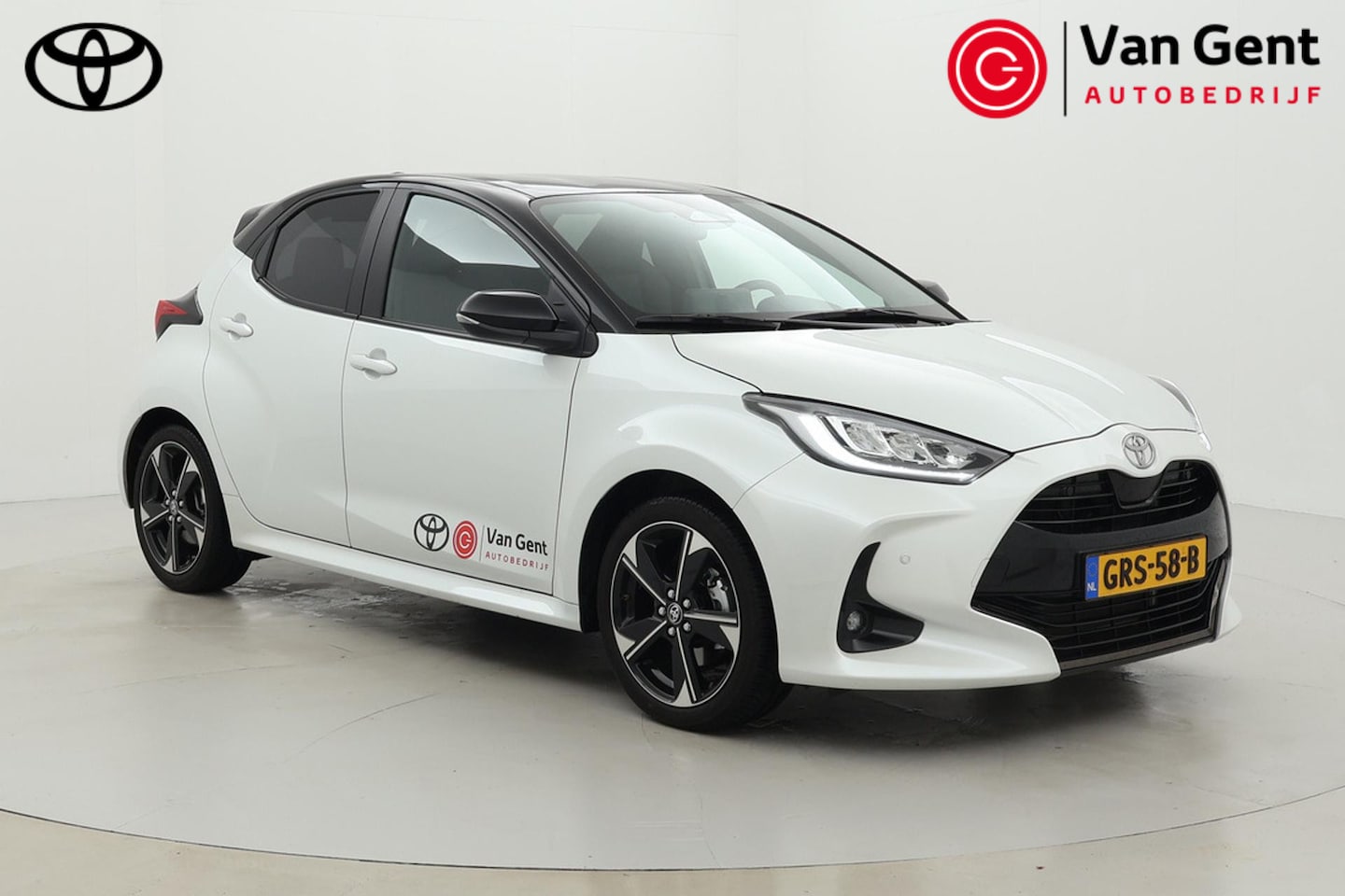 Toyota Yaris - 1.5 Hybrid 130 Launch Edition | Dodehoek detectie | Navigatie | Head-up display | Stoel-/s - AutoWereld.nl