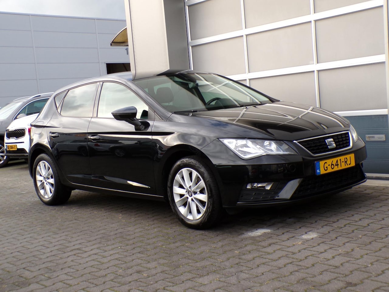 SEAT Leon - 1.0 TSI Style Ultimate Edition PDC/Carplay/Clima/Cruise!! - AutoWereld.nl