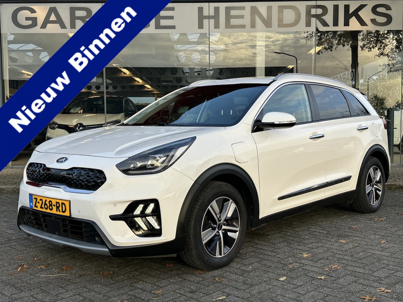 Kia Niro - 1.6 GDi PHEV Dynamic PlusLine Sky | Schuifdak | Trekhaak | JBL | Adaptive CC | Climate | C - AutoWereld.nl