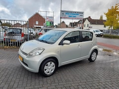 Daihatsu Sirion 2 - 1.0-12V Trend