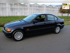 BMW 3-serie - 316i Executive