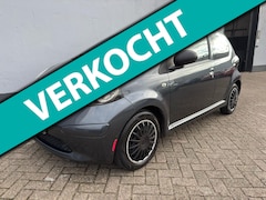 Toyota Aygo - 1.0-12V 5-Deurs - Airco