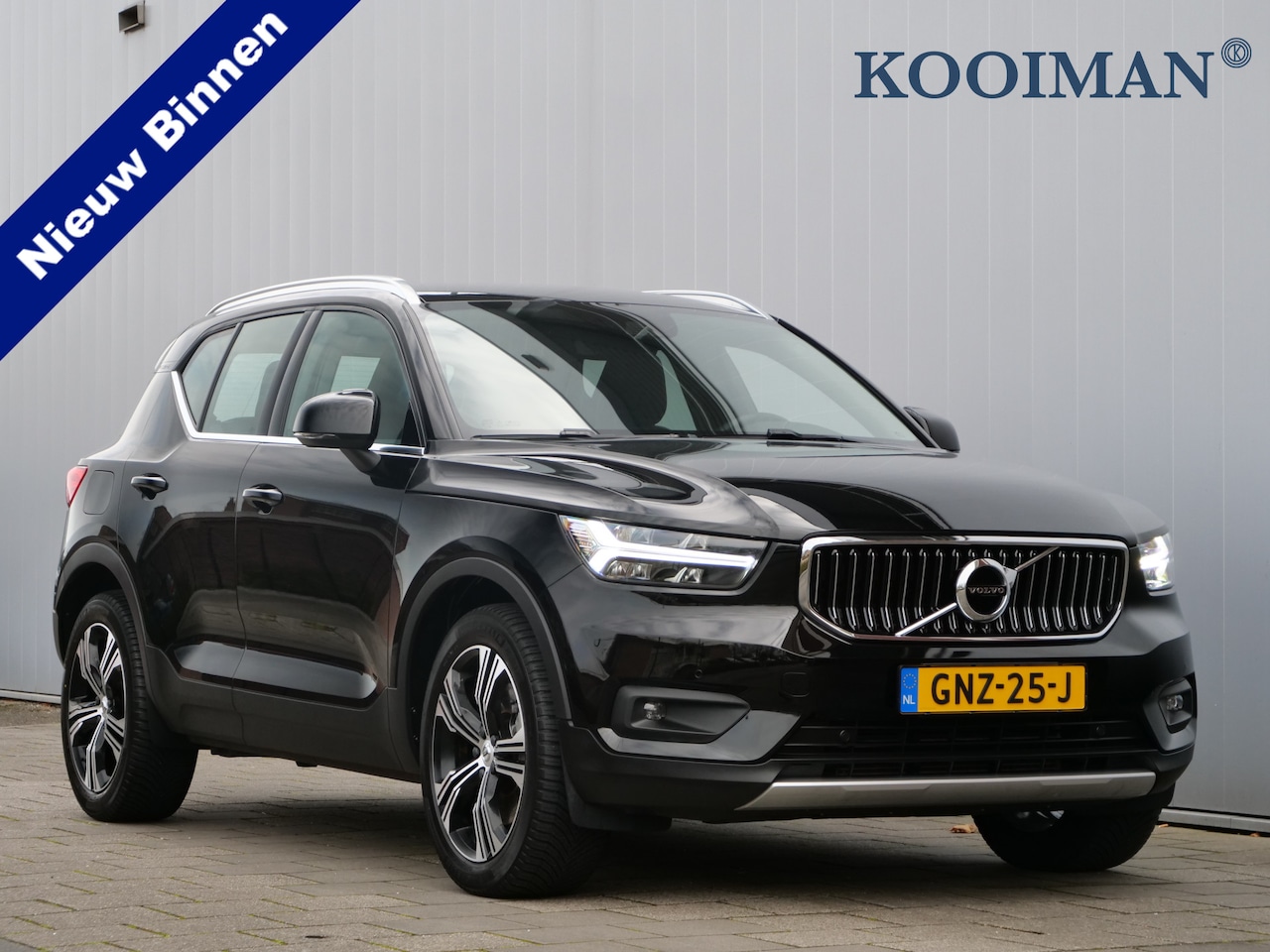 Volvo XC40 - 1.5 T5 Recharge 262 Pk Automaat Leer / Navigatie / DAB / Apple Carplay - AutoWereld.nl