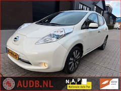 Nissan LEAF - Tekna 24 kWh | LEER| GEHEEL COMPLEET MET 220 en 380 LADER|