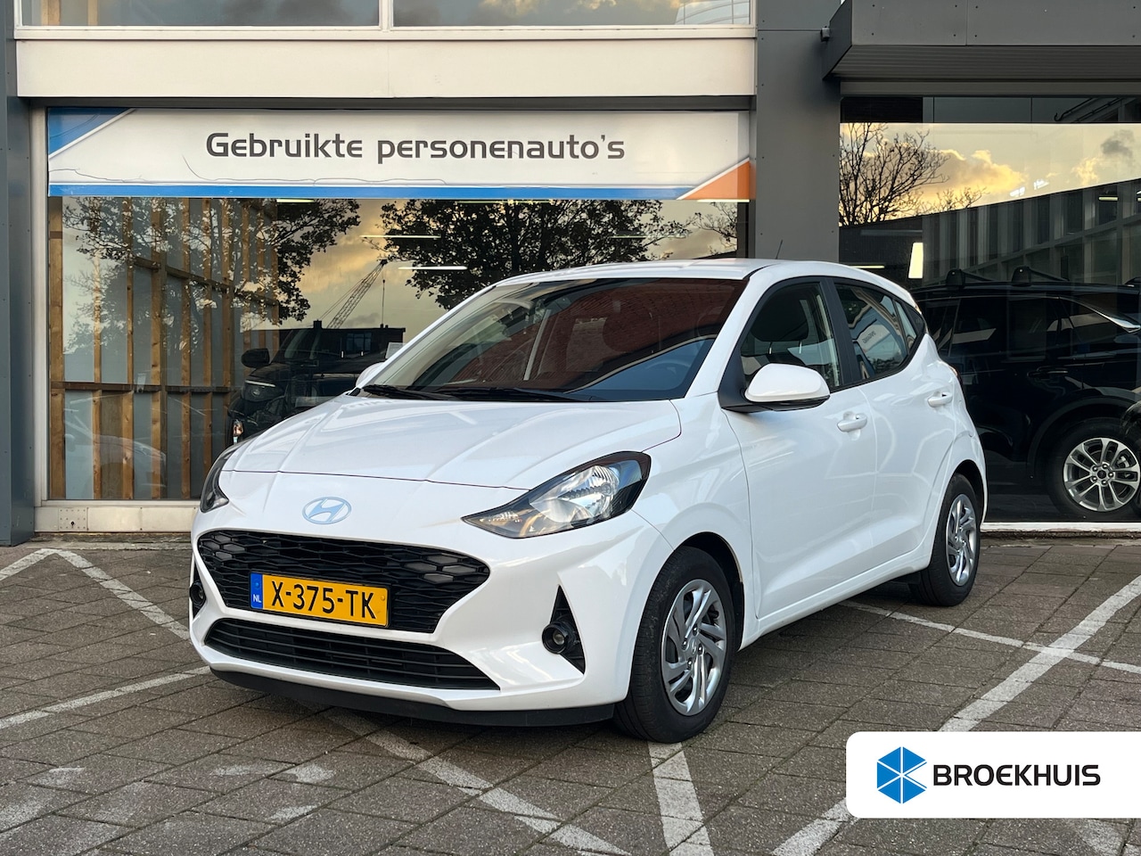 Hyundai i10 - 1.0 Comfort Smart | Camera | Airco | Navigatie | Carplay | Cruise Control | - AutoWereld.nl