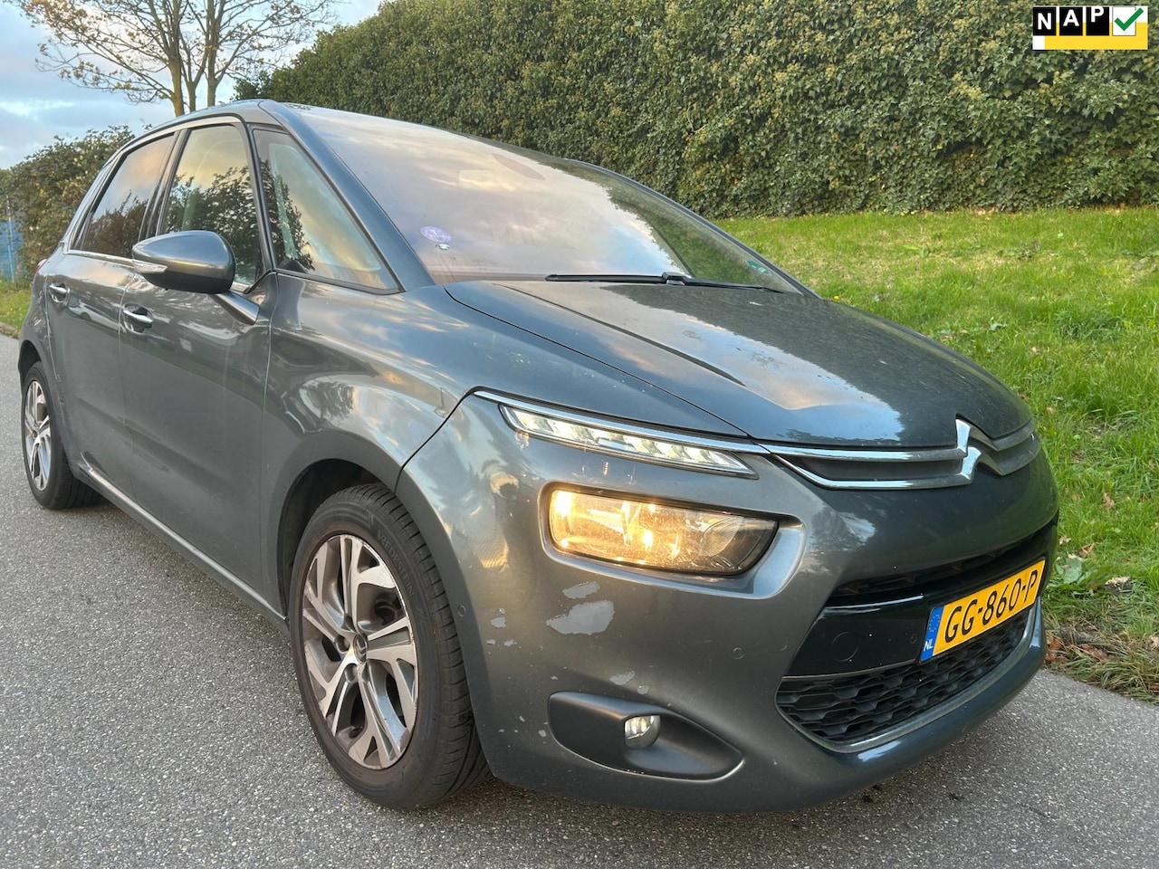 Citroën C4 Picasso - 2.0 BlueHDi - Navi - Camera - Vliegwiel trilt - AutoWereld.nl