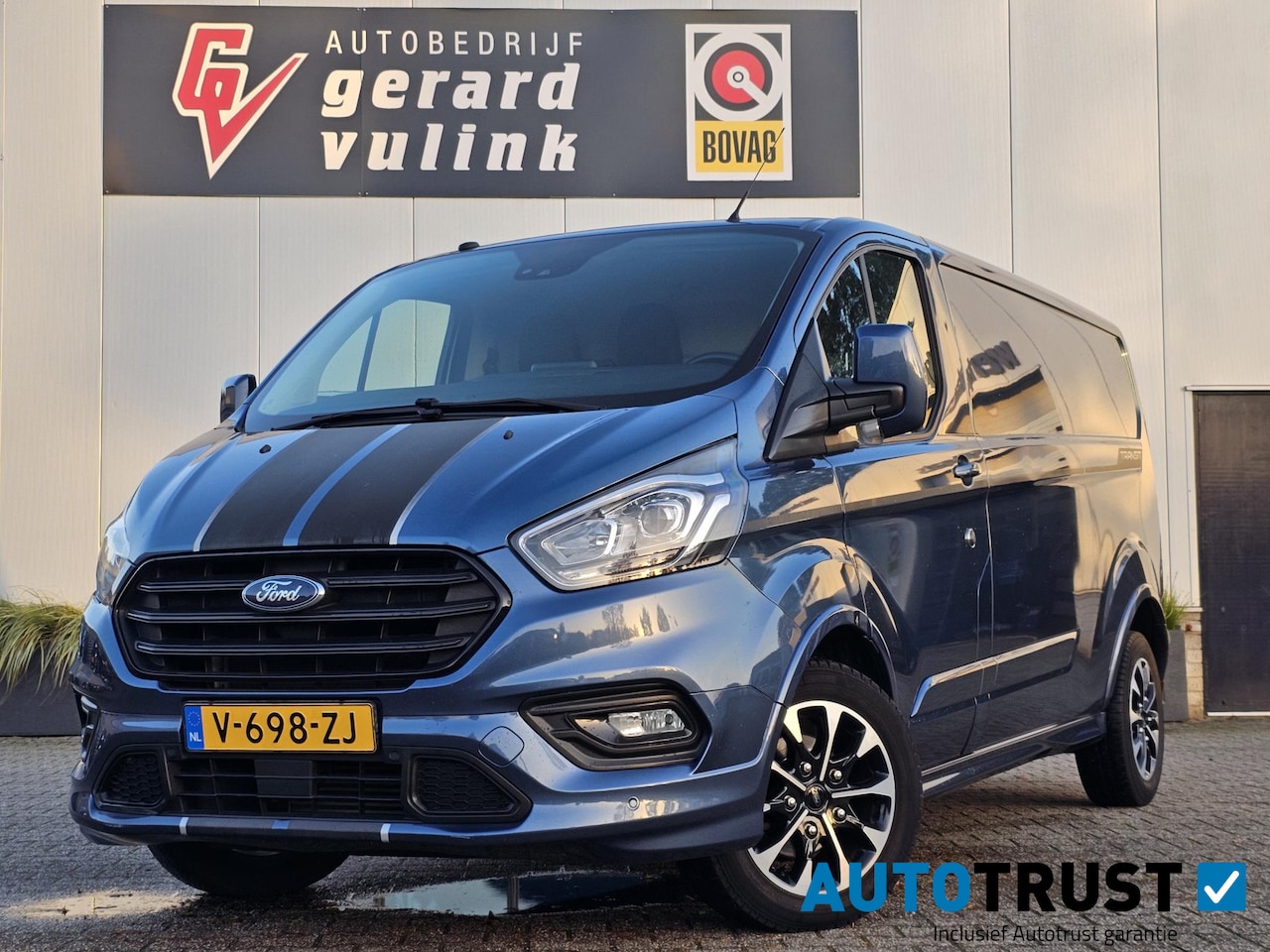 Ford Transit Custom - Sport 2.0 TDCI 170PK L2H1 AUTOMAAT CAMERA ADAPTIVE - AutoWereld.nl