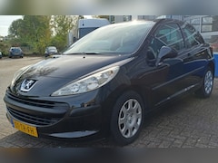 Peugeot 207 - 1.4-16V XR