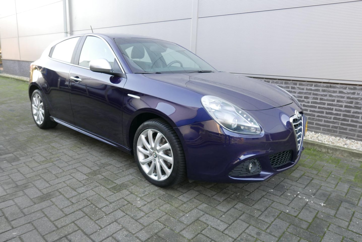 Alfa Romeo Giulietta - 1.4 T 170 PK Distinctive NAVI,CLIMA,XENON,PDC. - AutoWereld.nl