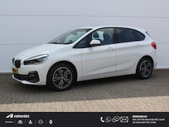 BMW 2-serie Active Tourer - 220i High Executive Edition AUTOMAAT / Trek gw 1500 / Lederen Bekleding / Navigatie / Elek