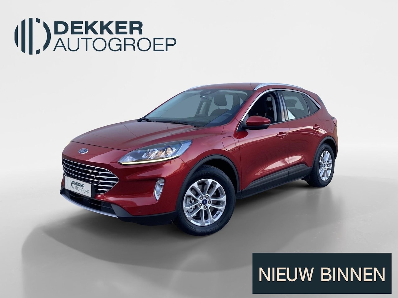 Ford Kuga - 2.5 PHEV Titanium WinterPack-Lucid Red-Elektrische trekhaak 1500 kg geremd - AutoWereld.nl