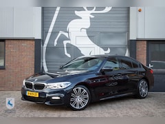 BMW 5-serie - 520i High Executive Edition M-sport / Carbonzwart