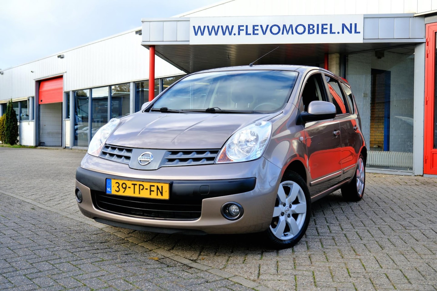 Nissan Note - 1.6 First Note Aut. Clima|LMV - AutoWereld.nl