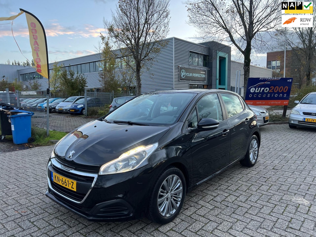 Peugeot 208 - 1.2 PureTech Active - NAVIGATIE - KEURIGE STAAT ! - AutoWereld.nl