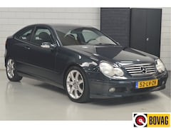 Mercedes-Benz C-klasse Sportcoupé - 180 K. Amice // AUTOMAAT // CLIMA // CRUISE // PDC VOOR&ACHTER //