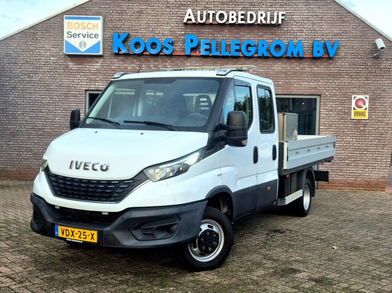 Iveco Daily - 35C14D 2.3 375/ AUTOMAAT/3500 KG TREKGEWICHT/EURO 6 - AutoWereld.nl