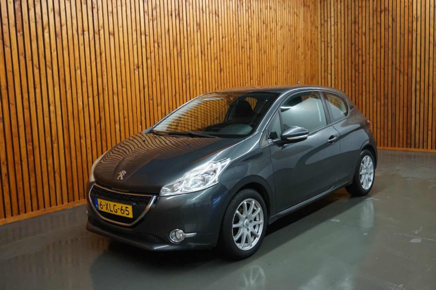 Peugeot 208 - 1.2 VTI ACTIVE/ AIRCO - AutoWereld.nl