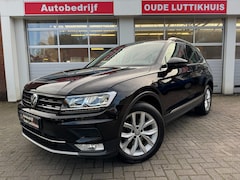 Volkswagen Tiguan - 1.4TSI 150PK 4Motion Highline Full-Led ACC Trekhaak Navi