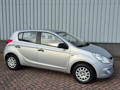 Hyundai i20 - 1.2i Business Edition Airco 115.000 km