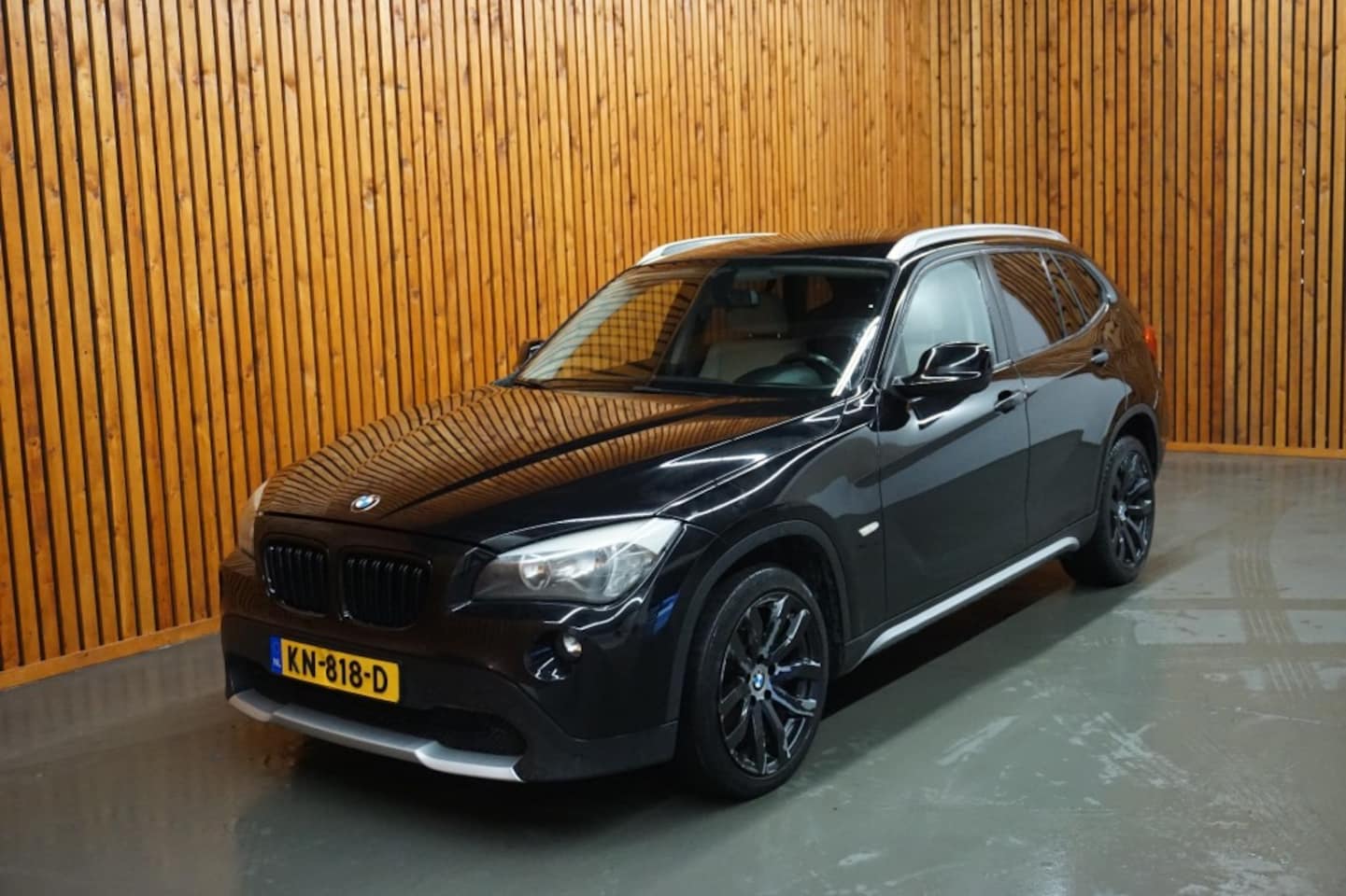 BMW X1 - Xdrive 18D BUSINESS/ NAVI/ LEER/ APK 3-2026 - AutoWereld.nl
