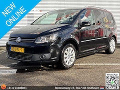 Volkswagen Touran - 1.2 TSI Highline BlueMotion 7 Persoons | Climate | Cruise | PDC | Trekhaak |