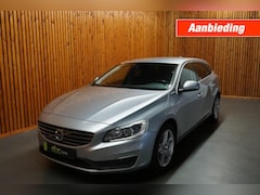 Volvo V60 - 2.4 D5 AWD TWIN ENGINE MOMENTUM AUTOMAAT