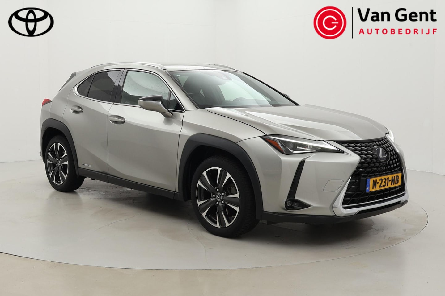 Lexus UX - 250h Business Line | Navigatie | Leder | Stoelverwarming | Adaptive Cruise | Full LED | Cl - AutoWereld.nl