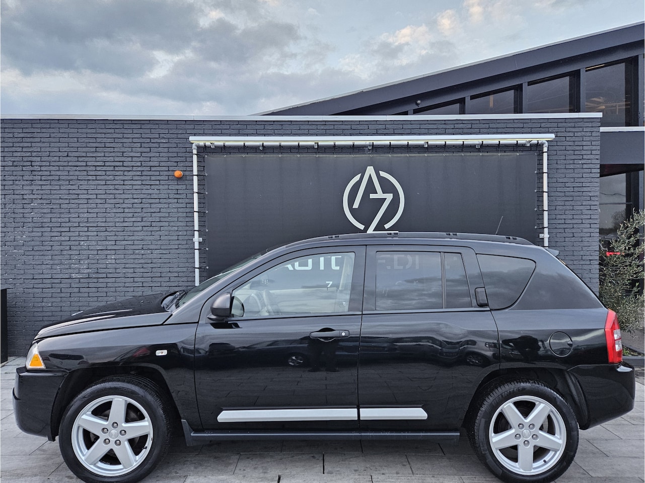 Jeep Compass - 2.4 Limited *4WD*Navi*Pano - AutoWereld.nl