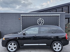 Jeep Compass - 2.4 Limited *4WD*Navi*Pano