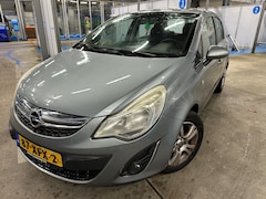 Opel Corsa - MET AIRCO & EVT NIEUW JAAR APK