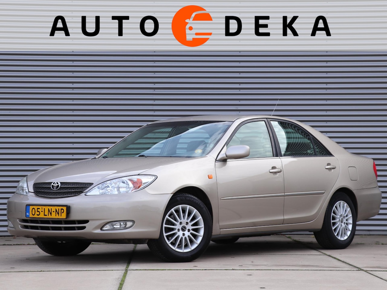 Toyota Camry - 2.4-16V VVT-i Linea Sol *2e Eigenaar*Leder* - AutoWereld.nl