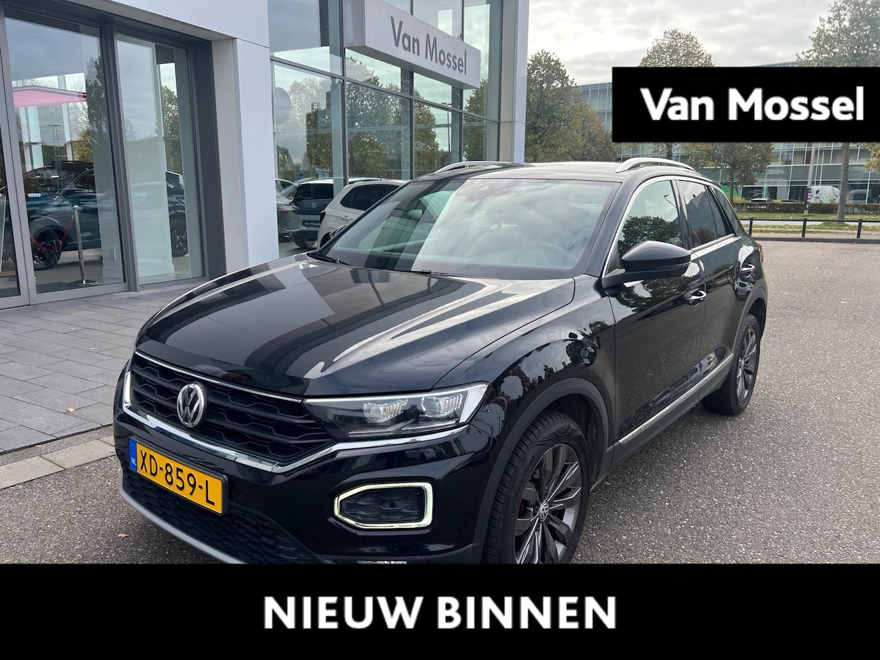 Volkswagen T-Roc - 1.0 TSI Sport | 115 PK | Black Style | Digital Cockpit PRO | LED+ | All Season Banden | Sp - AutoWereld.nl