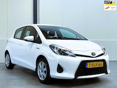 Toyota Yaris - 1.5 Full Hybrid Aspiration Trekhaak|Camera