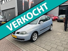 SEAT Ibiza - 1.4-16V Signo 1e Eigenaar Trekhaak Airco NAP APK